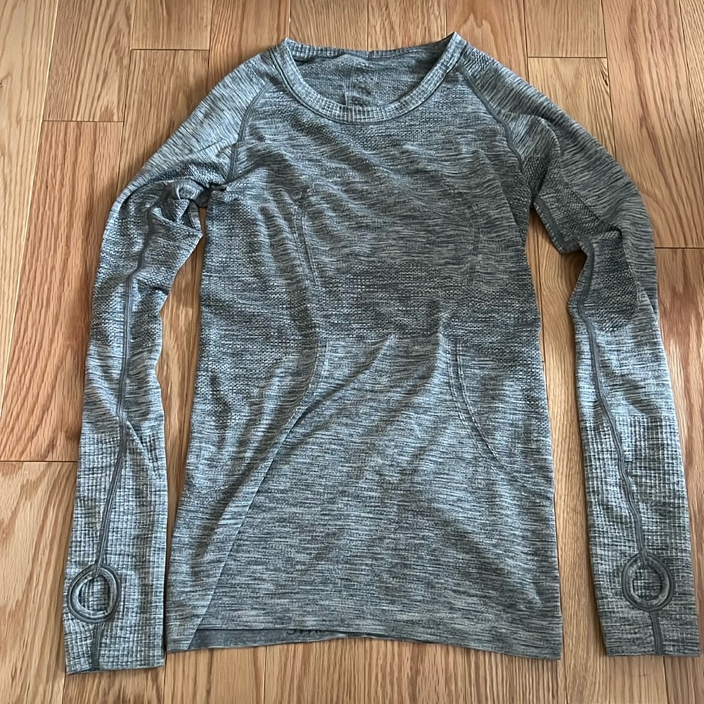 Long sleeve workout top
